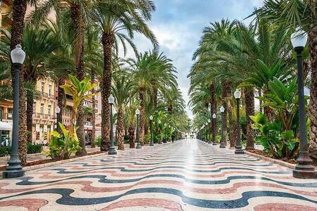 Apartamento Boutique Centrico A 5 Min Playa Аліканте Екстер'єр фото